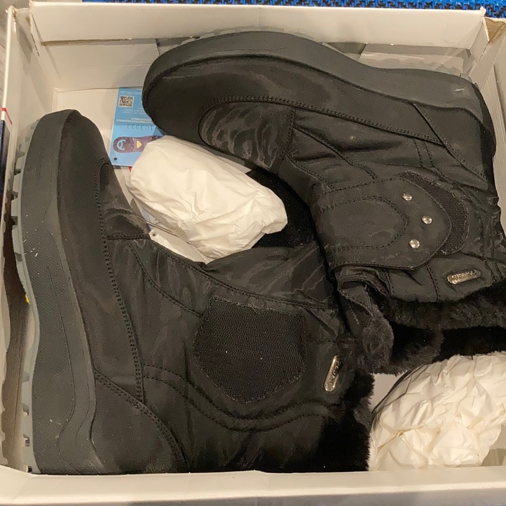 Pajar Black Moscou boots made in Bosnia